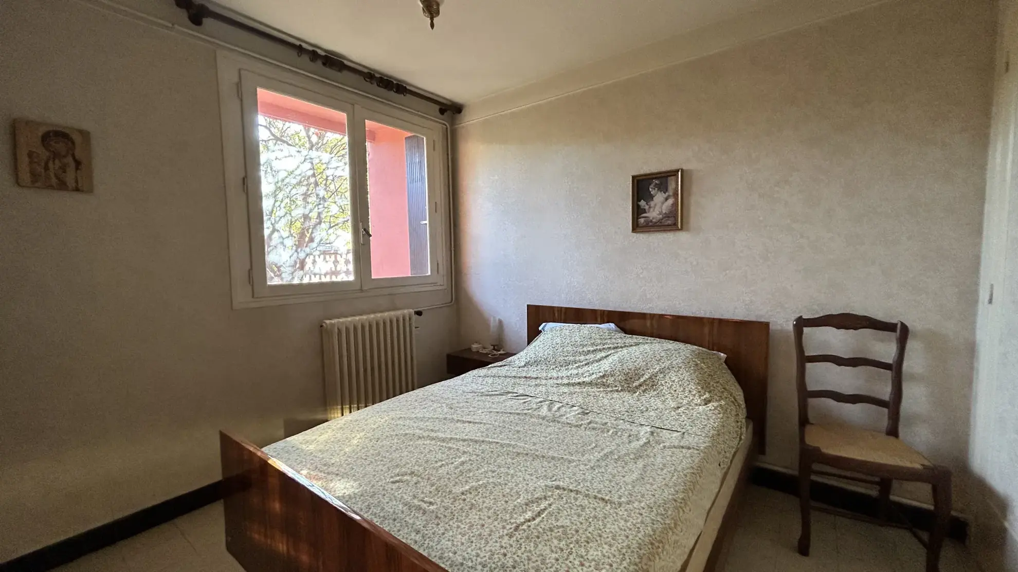 Maison 3 faces de 107 m² avec 3 chambres à Pollestres, quartier paisible 