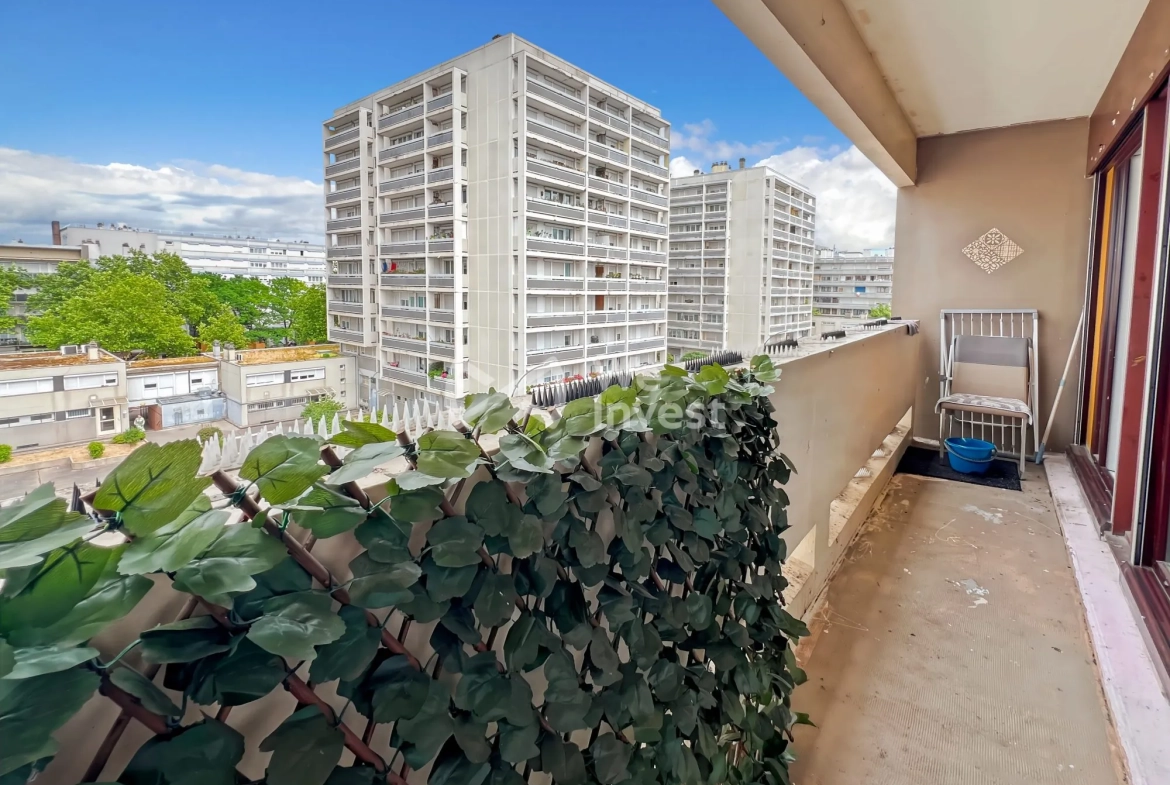 Appartement T2 à vendre à Argenteuil avec balcon, parking et cave 
