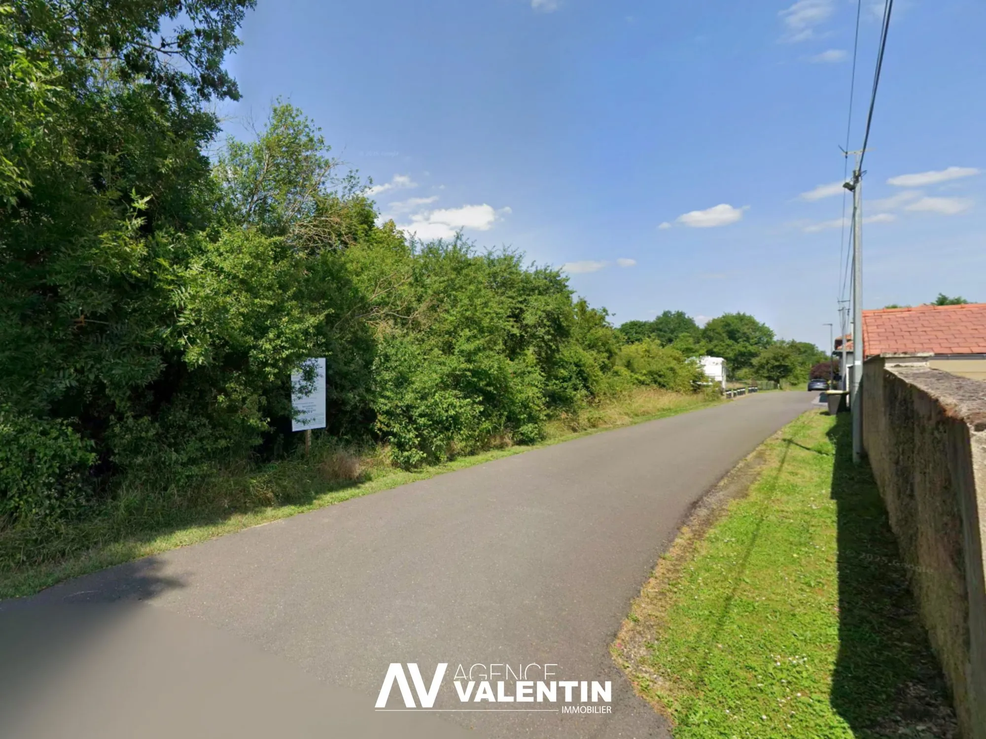 Terrain constructible à Lorry-lès-Metz de 426 m² avec projet de maison neuf 