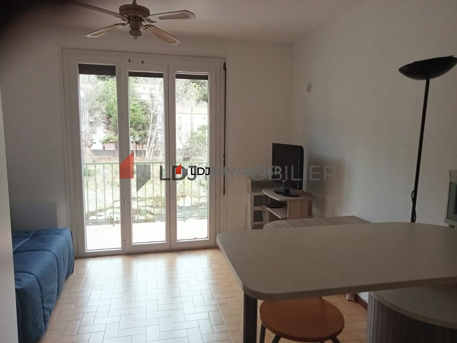 Studio lumineux meublé de 18,75 m² avec balcon à Amélie-les-Bains-Palalda 