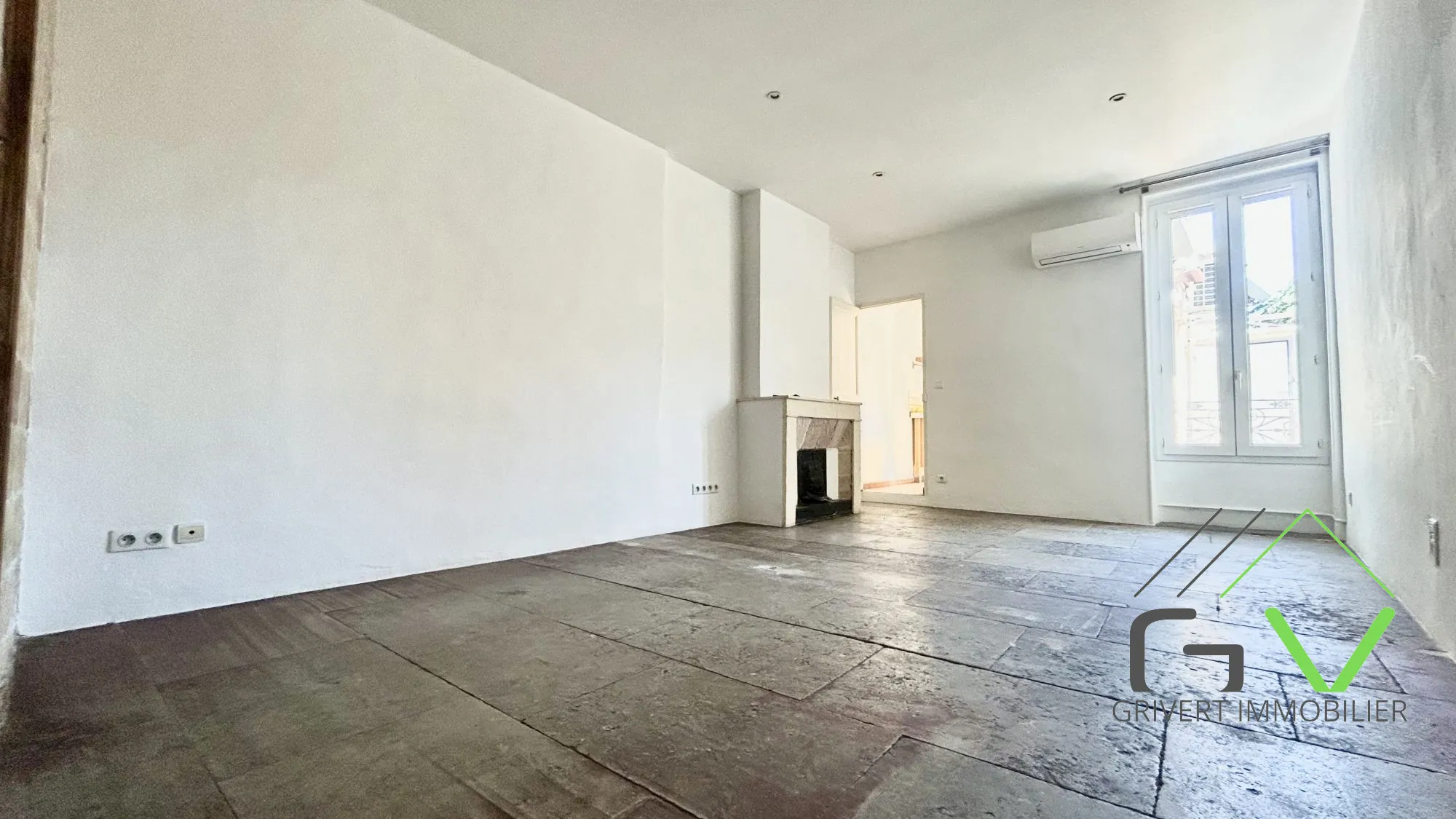 Appartement T3 de 62 m² à Nîmes avec terrasse, cave et balcon – Quartier recherché 