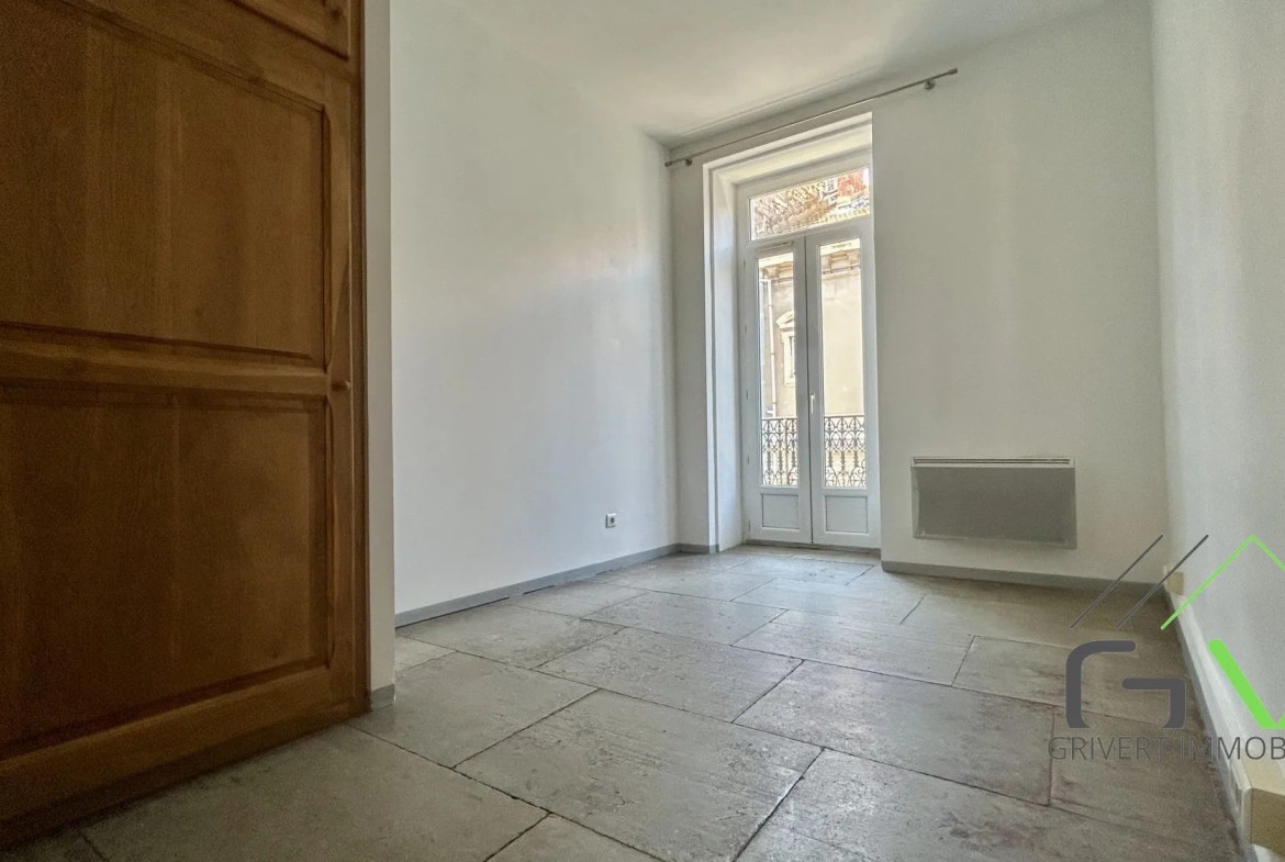 Appartement T3 de 62 m² à Nîmes avec terrasse, cave et balcon – Quartier recherché 