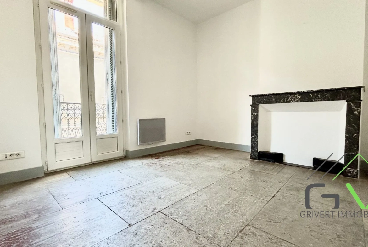 Appartement T3 de 62 m² à Nîmes avec terrasse, cave et balcon – Quartier recherché 