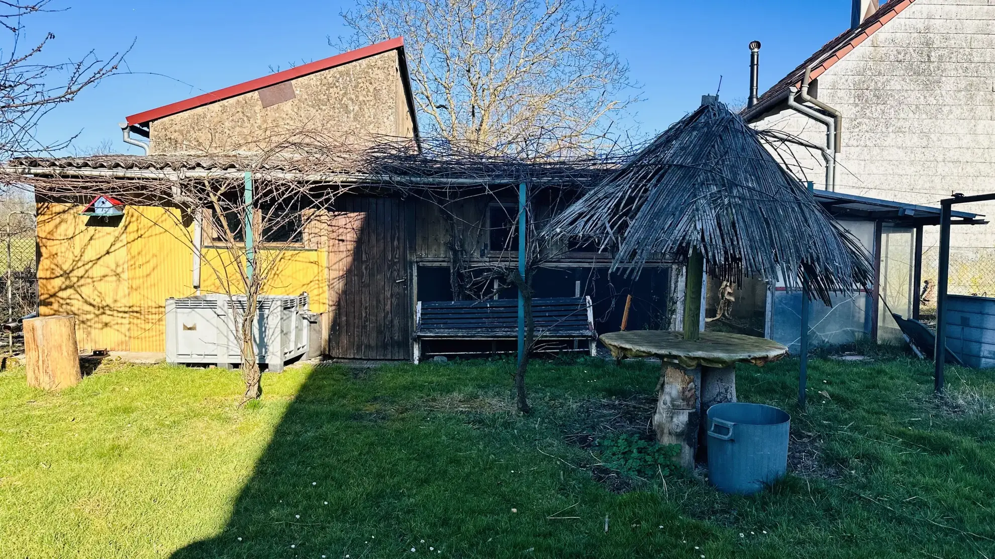 Belle maison de 185 m2 avec jardin et potentiel d'aménagement à Danne-et-Quatre-Vents 