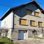 Belle maison de 185 m2 avec jardin et potentiel d'aménagement à Danne-et-Quatre-Vents