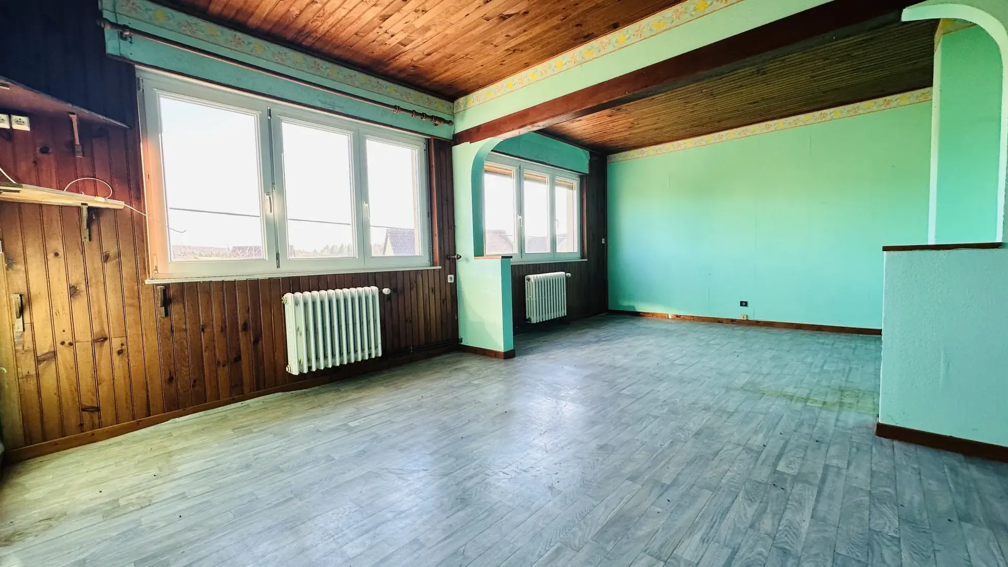 Belle maison de 185 m2 avec jardin et potentiel d'aménagement à Danne-et-Quatre-Vents 