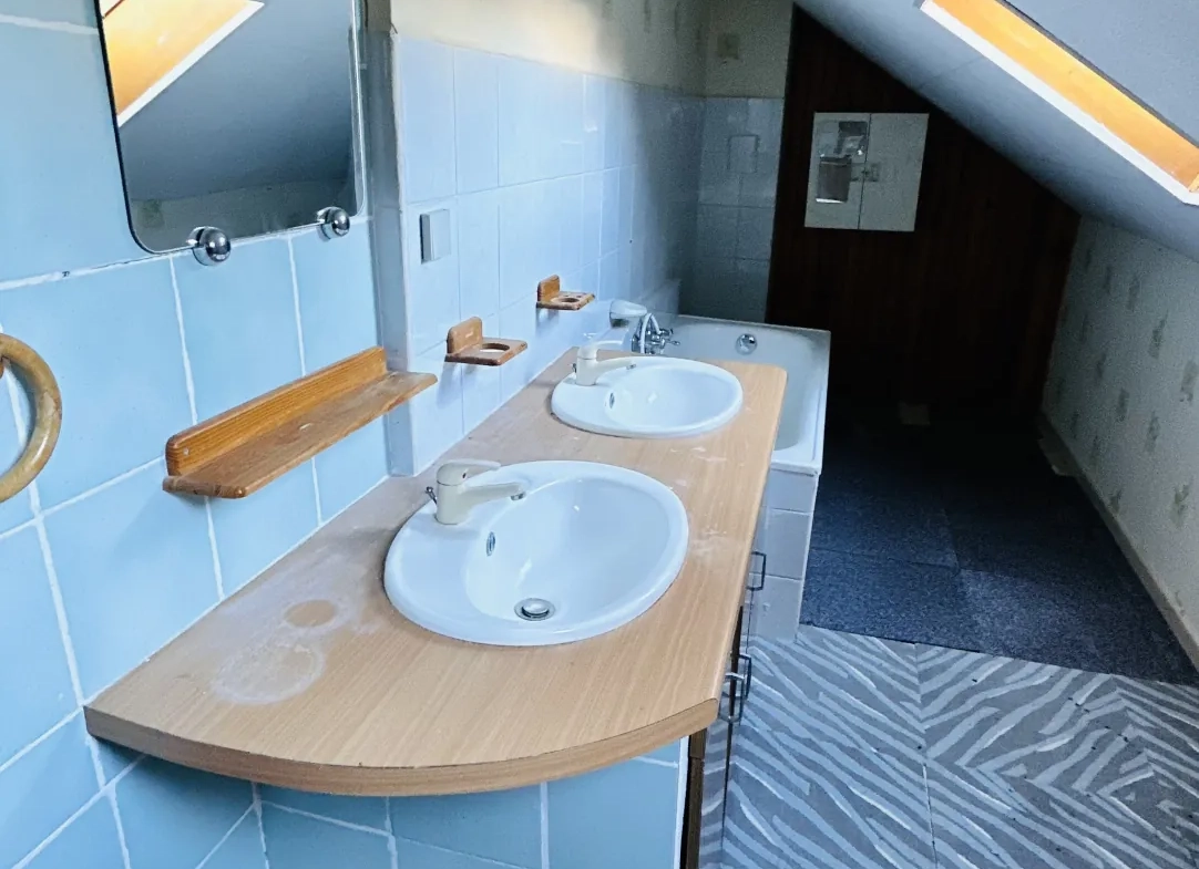 Belle maison de 185 m2 avec jardin et potentiel d'aménagement à Danne-et-Quatre-Vents 
