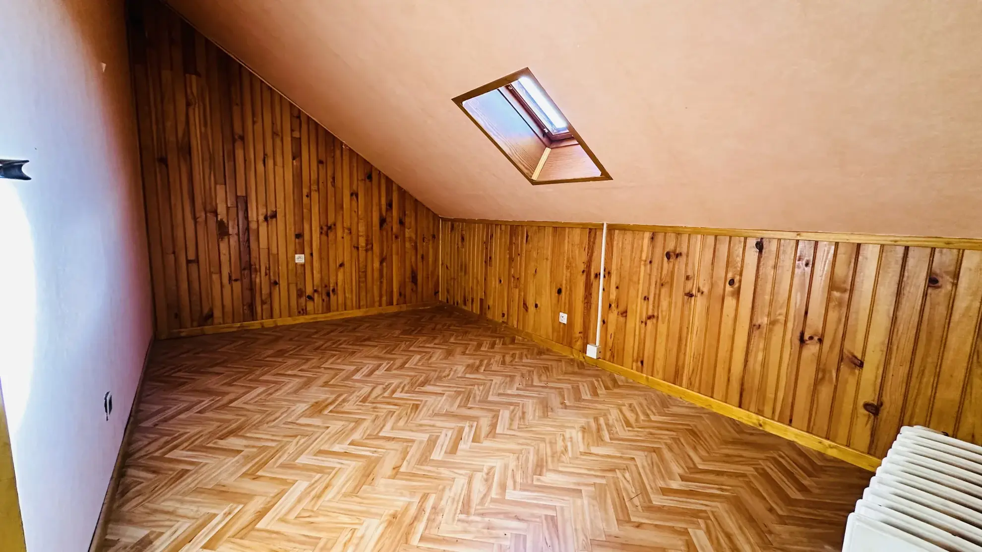 Belle maison de 185 m2 avec jardin et potentiel d'aménagement à Danne-et-Quatre-Vents 