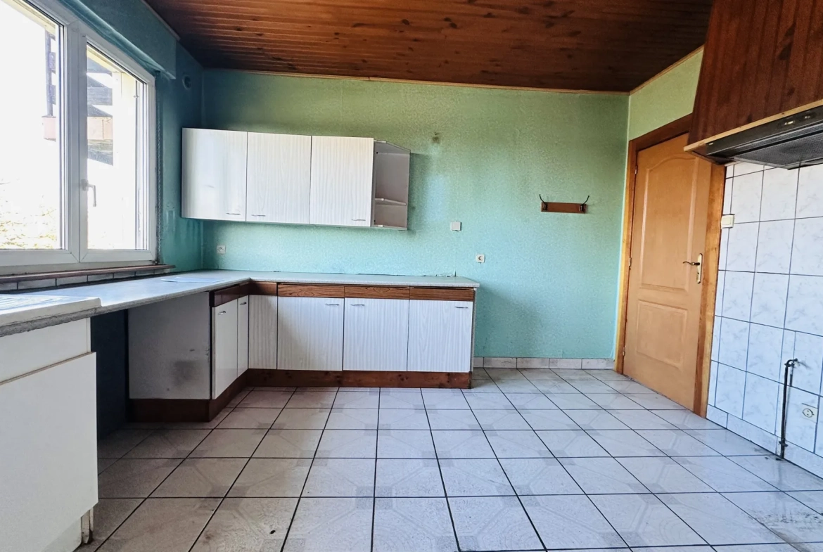 Belle maison de 185 m2 avec jardin et potentiel d'aménagement à Danne-et-Quatre-Vents 