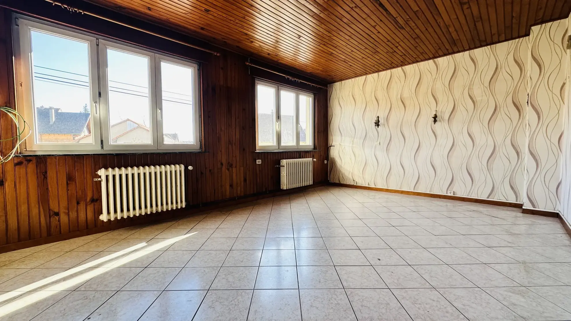 Belle maison de 185 m2 avec jardin et potentiel d'aménagement à Danne-et-Quatre-Vents 