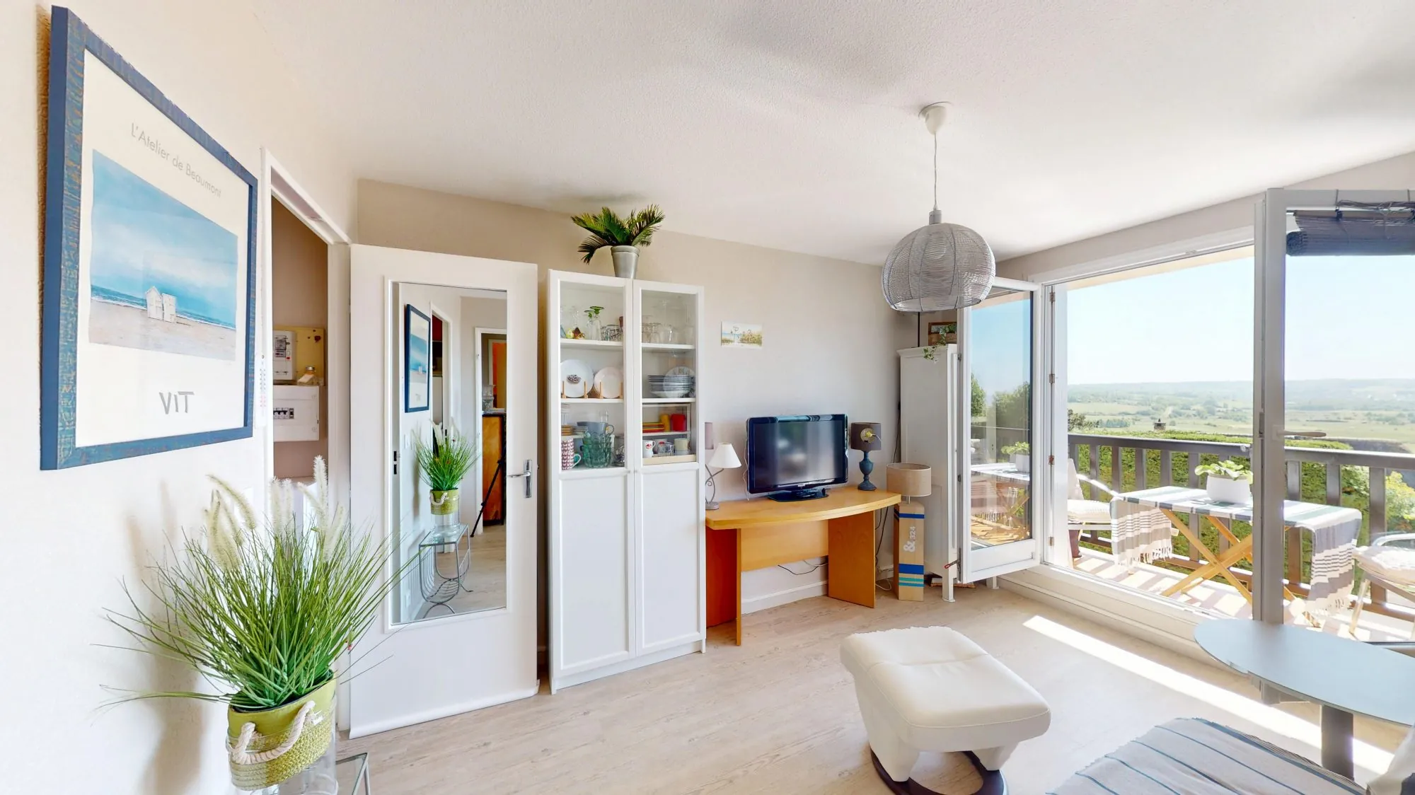 Maison à Moissat avec 4 chambres, grande parcelle et dépendances - Opportunité à saisir 