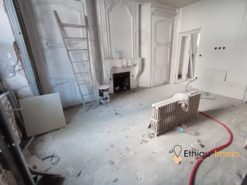 Immeuble à rénover de 180m² pour investisseur à Bar-sur-Aube 