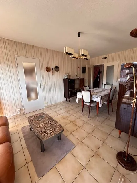Appartement à vendre à Saint-Étienne - 72,98 m², secteur Bergson 