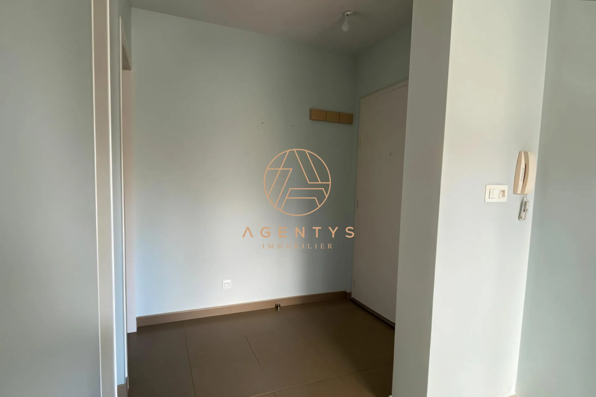 Appartement 2 pièces lumineux de 40 m² à Chennevières-sur-Marne, idéal investissement 