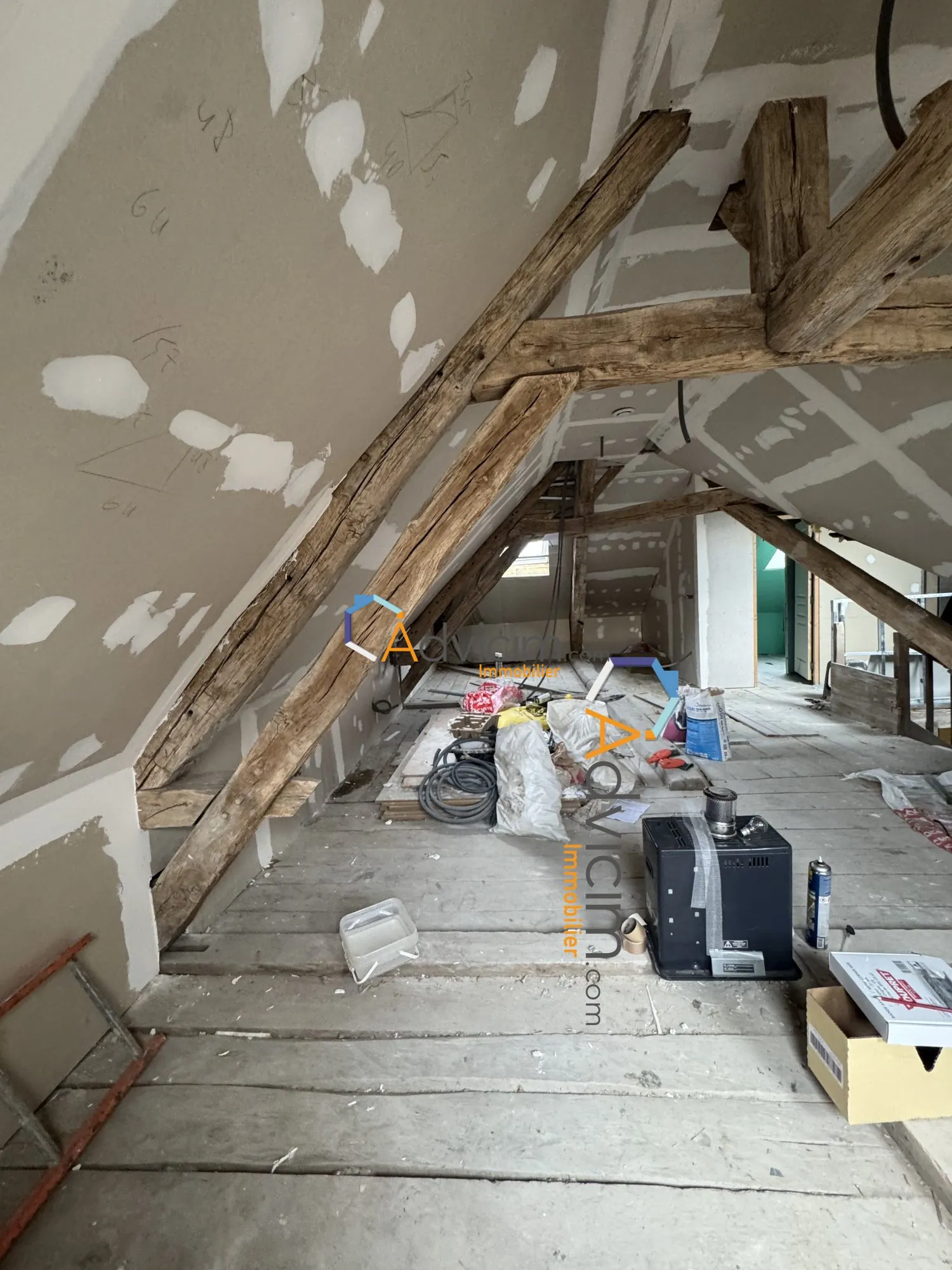 Maison à rénover de 180 m² à Courgivaux avec fort potentiel 