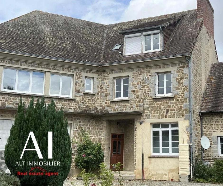 Grand Duplex à Putanges-le-Lac avec Jardin, Rivière et Garage de 142 m² 