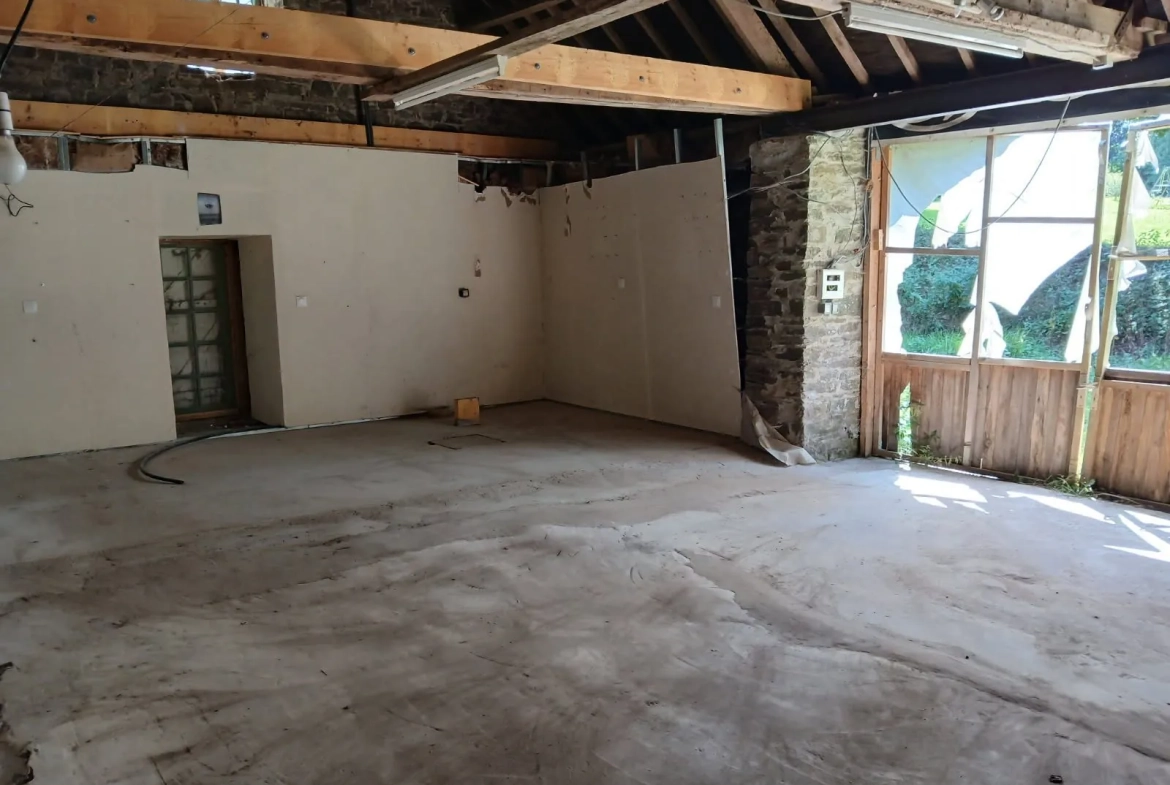 Bâtiment à réhabiliter de 50 m² à Champrepus proche Granville 