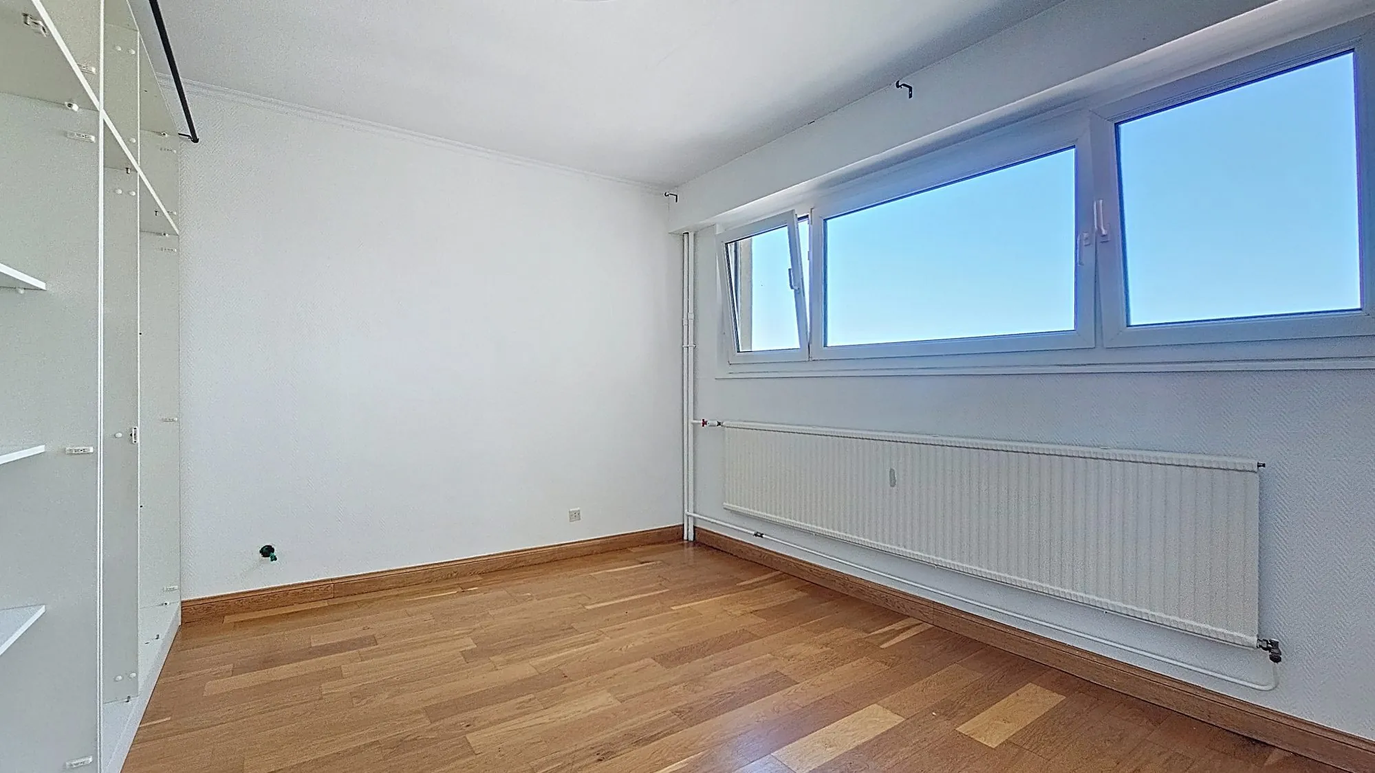 Appartement 4 pièces avec stationnements et balcons à Metz-Nord 