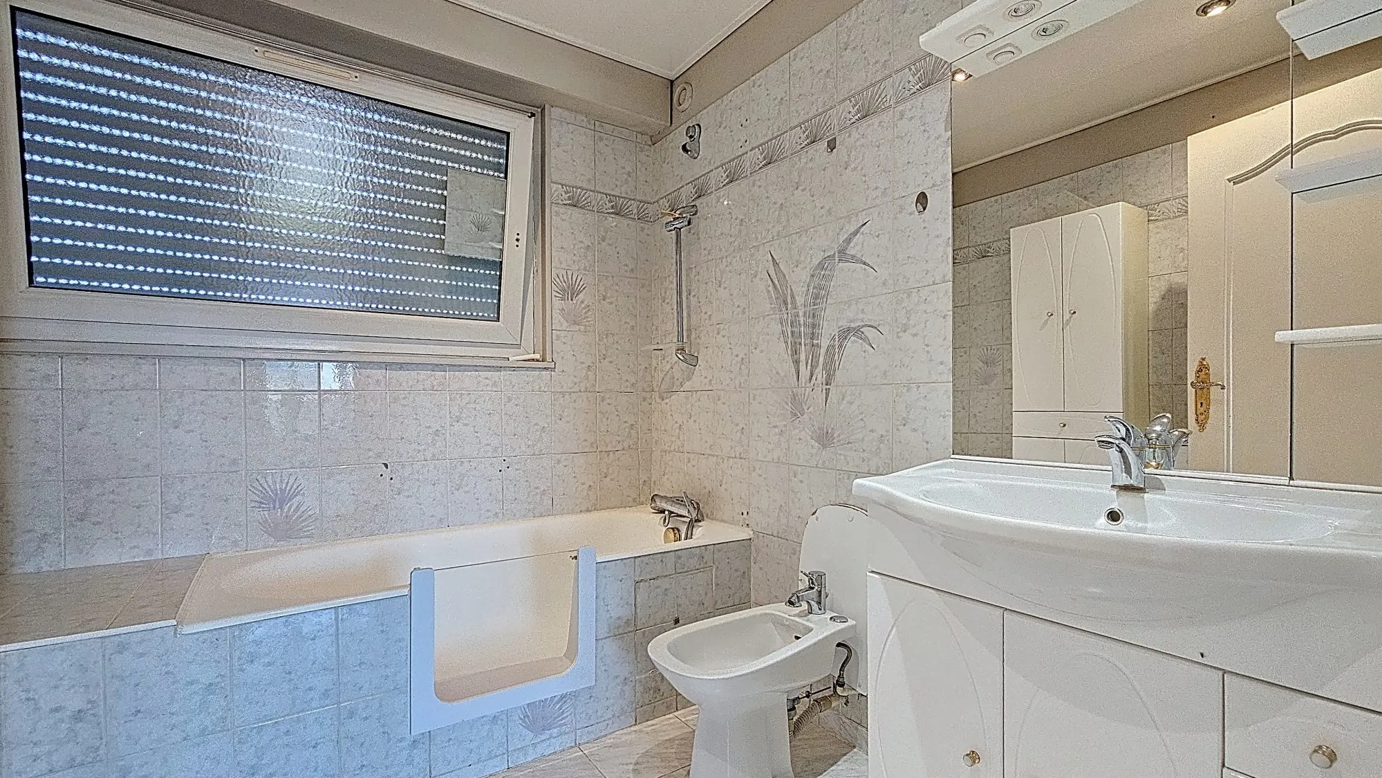 Appartement 4 pièces avec stationnements et balcons à Metz-Nord 