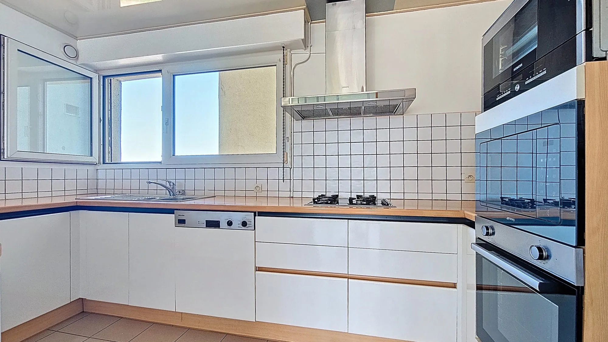 Appartement 4 pièces avec stationnements et balcons à Metz-Nord 