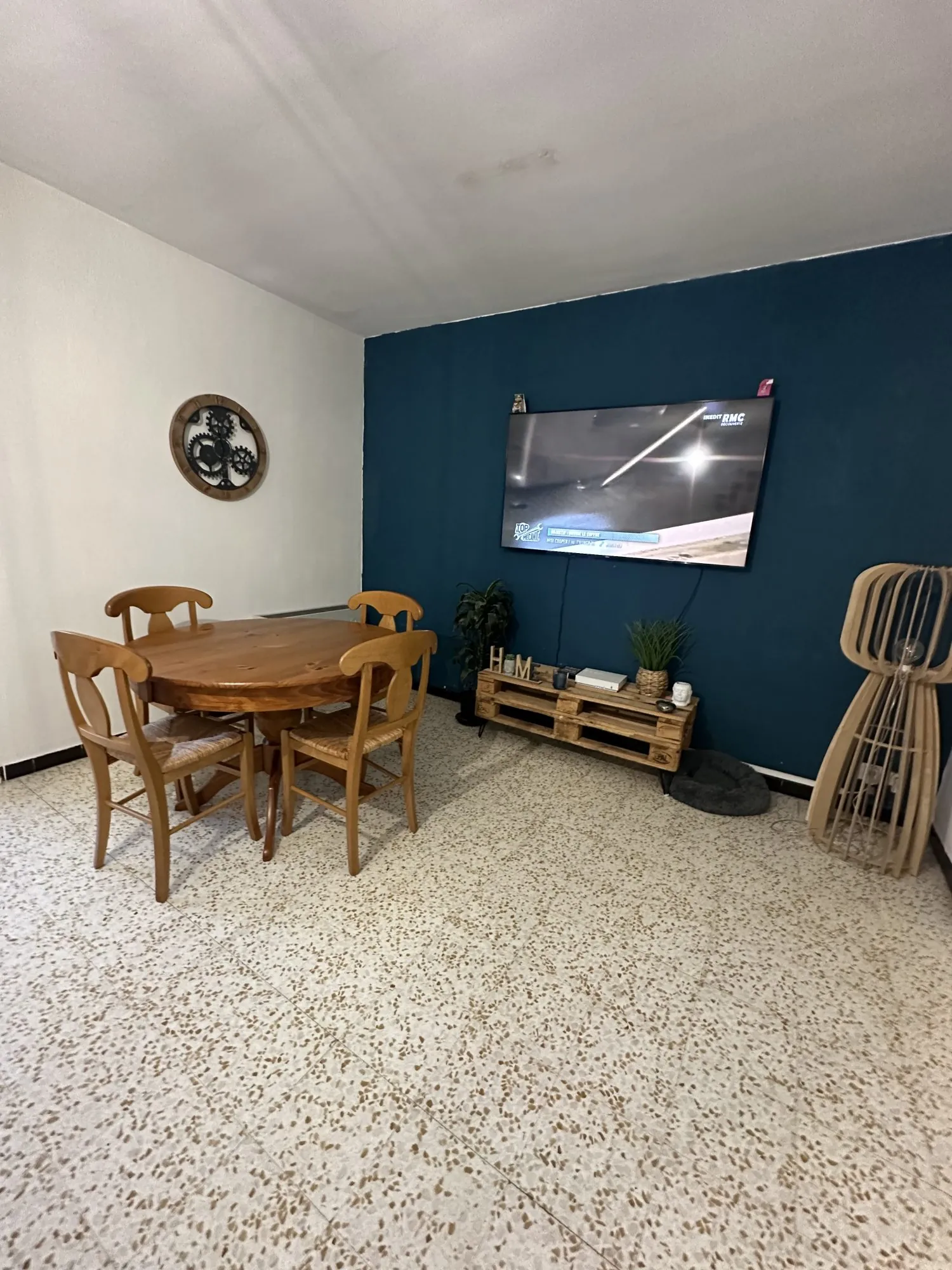 Appartement à vendre à Lunel de 75 m² avec balcon et cave 