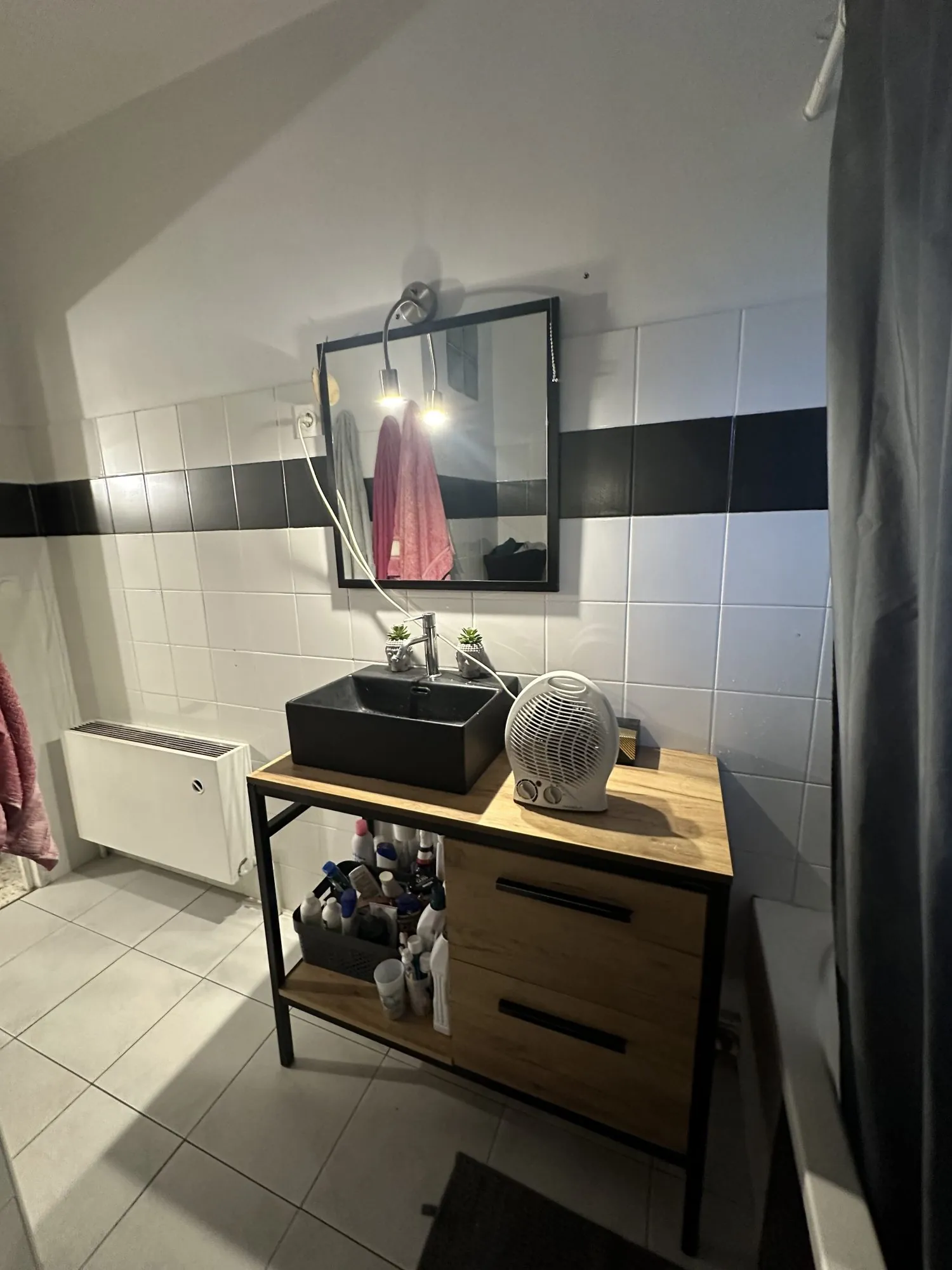Appartement à vendre à Lunel de 75 m² avec balcon et cave 