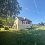 Maison individuelle lumineuse de 119 m² à Coucy-le-Château avec grand terrain