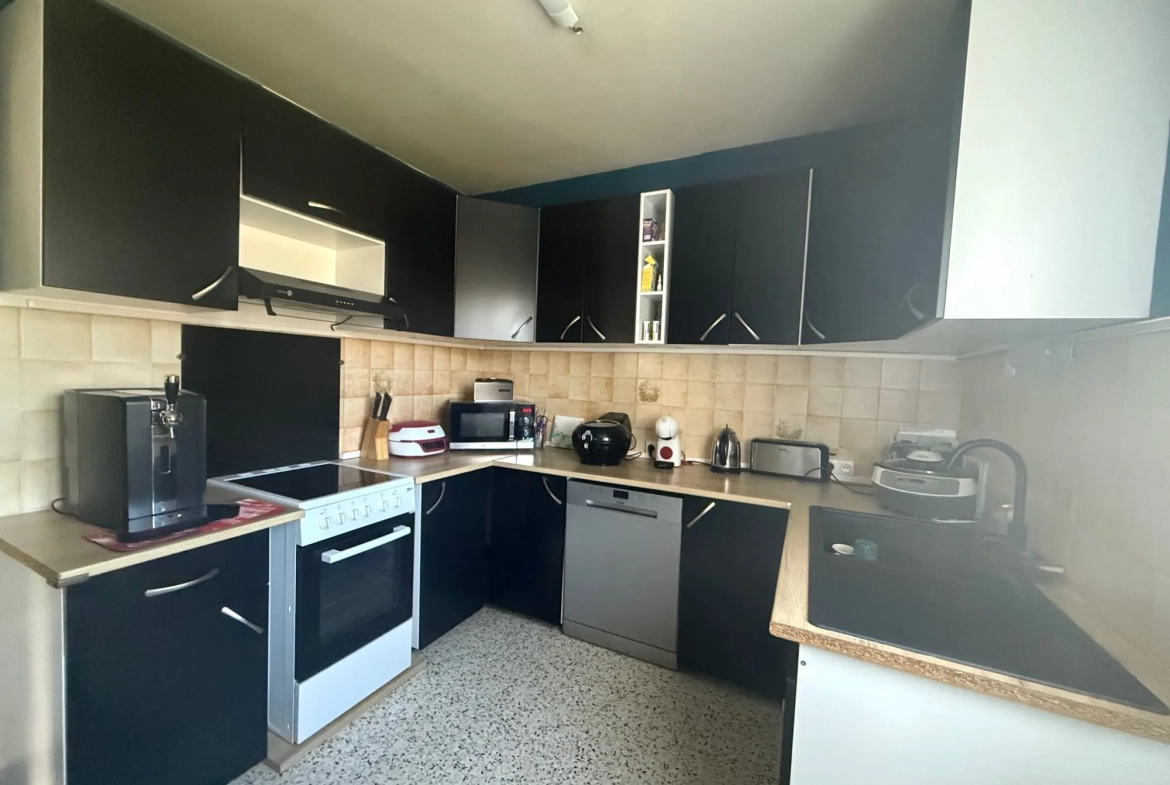 Maison individuelle lumineuse de 119 m² à Coucy-le-Château avec grand terrain 
