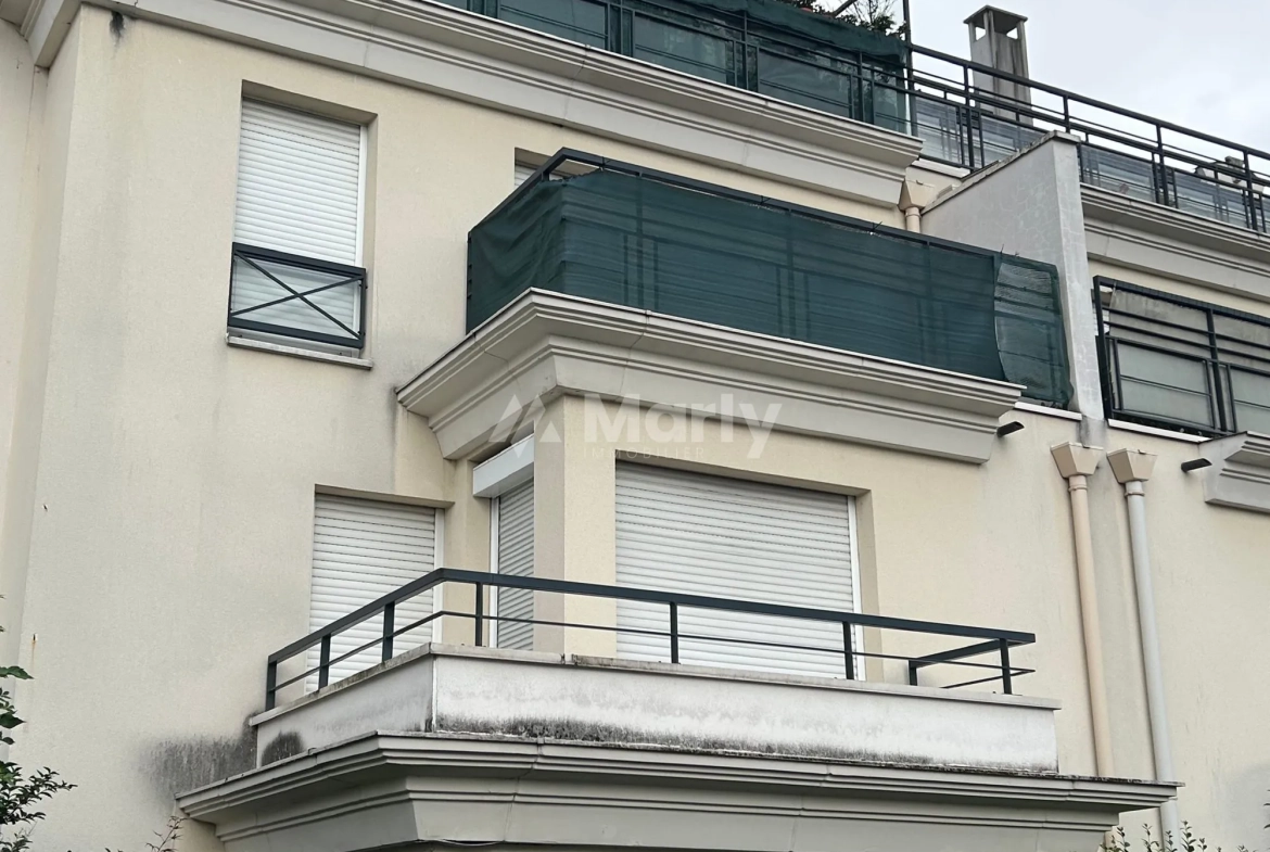 Appartement 2 pièces avec terrasse et double stationnement à Franconville 