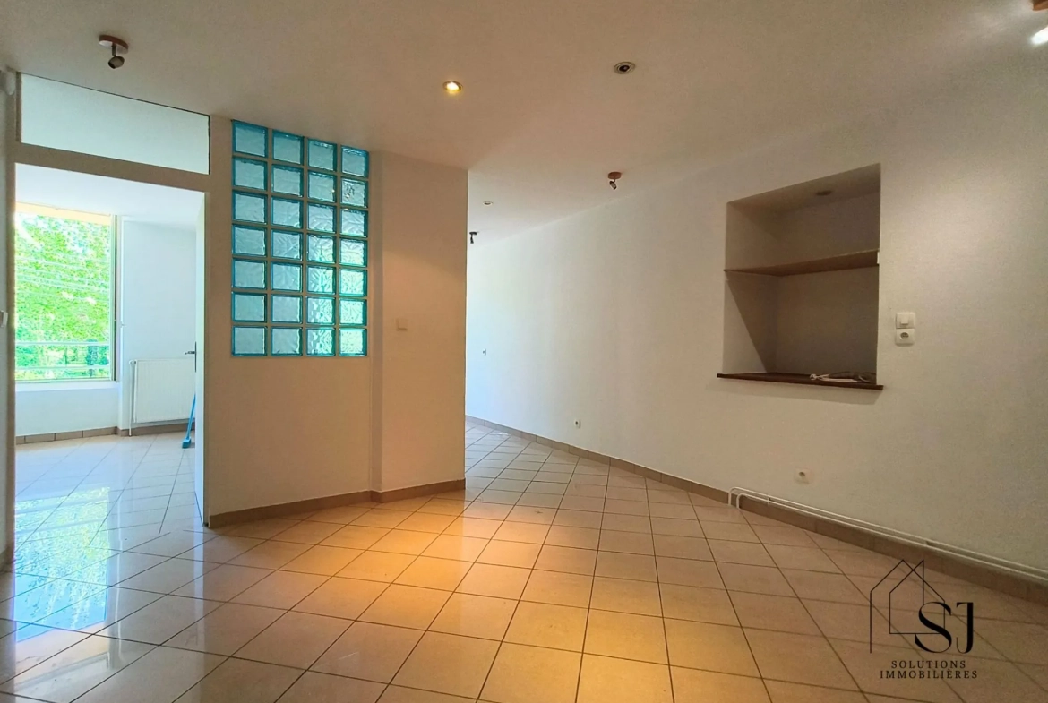 Appartement lumineux T3 avec garage à Saint-Pierre-de-Boeuf 