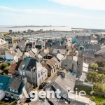 Maison à vendre à Saint-Vaast-la-Hougue, charmante ville côtière avec potentiel de rénovation