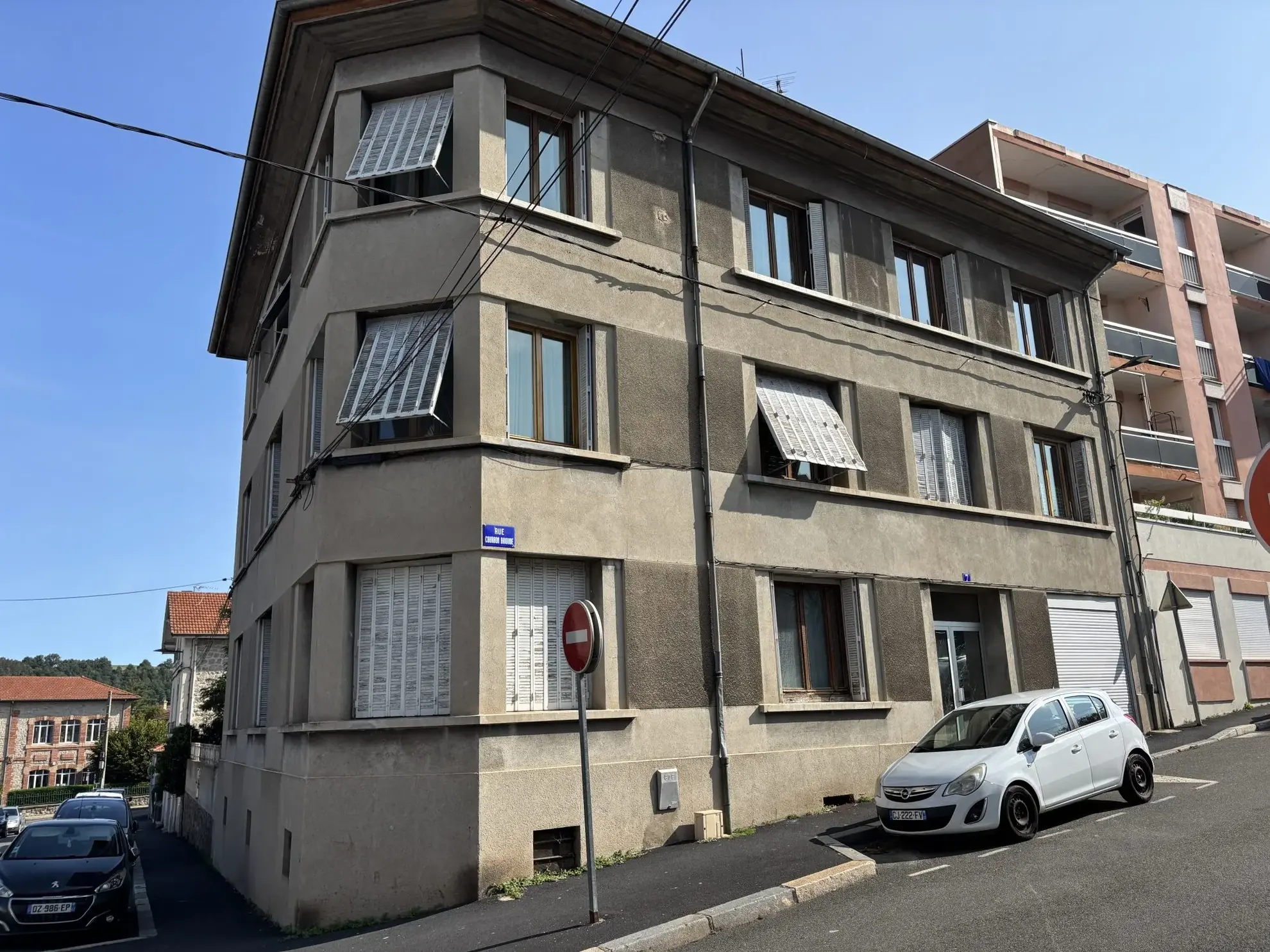 Appartement T2 à vendre à Firminy – 47,45 m², rénovable, proche commodités 