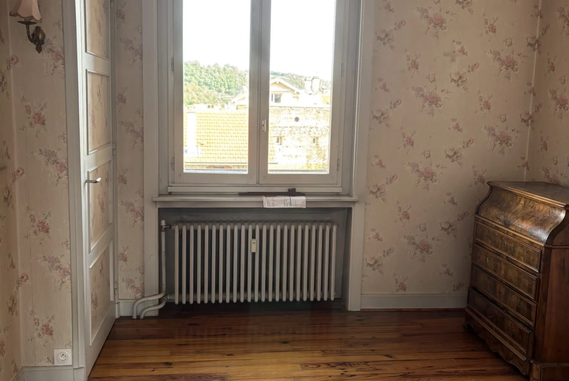 Appartement T2 à vendre à Firminy – 47,45 m², rénovable, proche commodités 