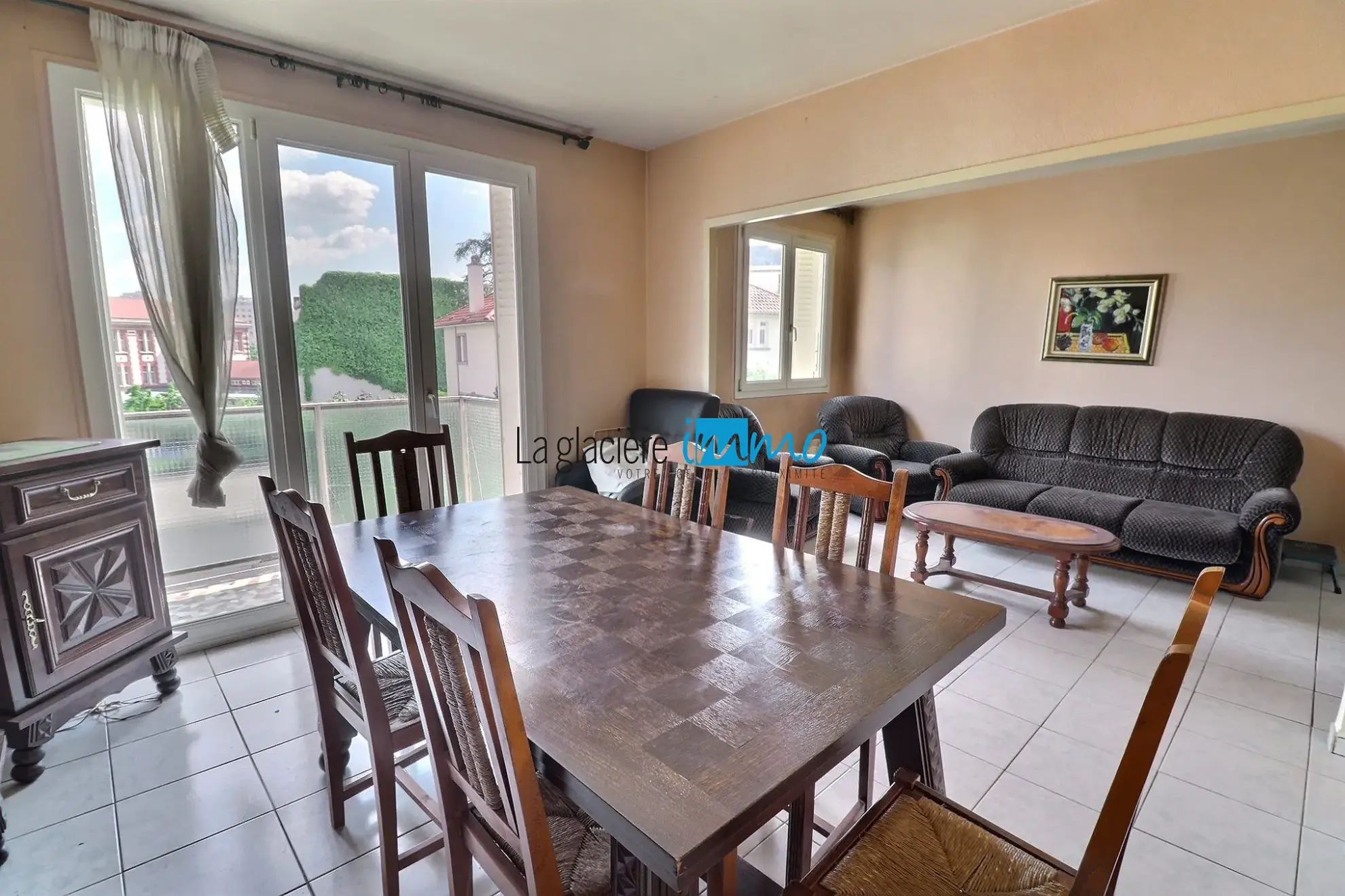 Appartement 68 m² à Clermont-Ferrand secteur Montjuzet avec cave, à rénover 