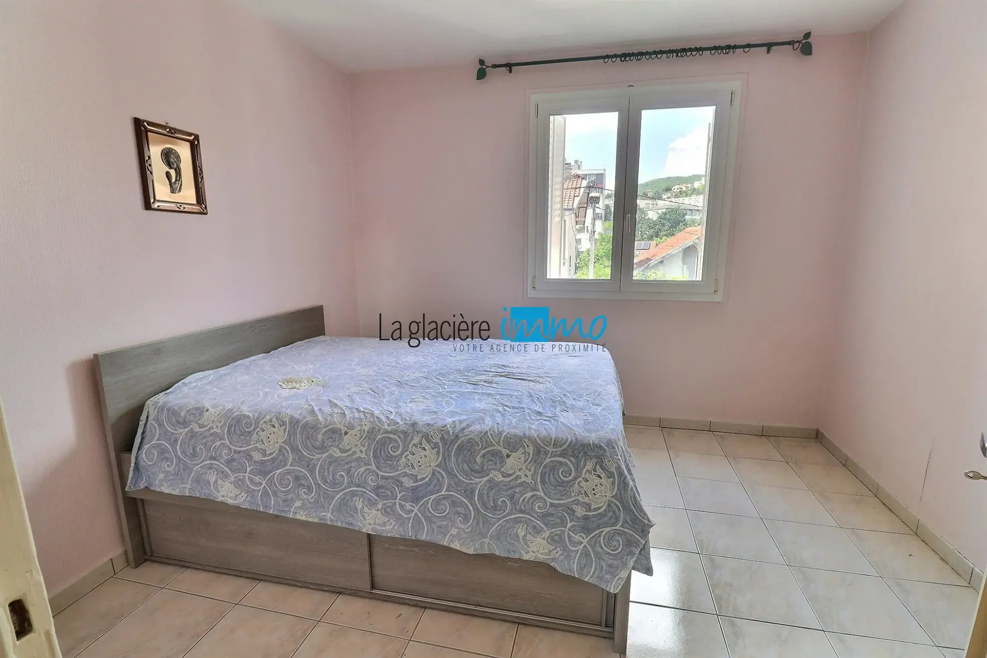 Appartement 68 m² à Clermont-Ferrand secteur Montjuzet avec cave, à rénover 
