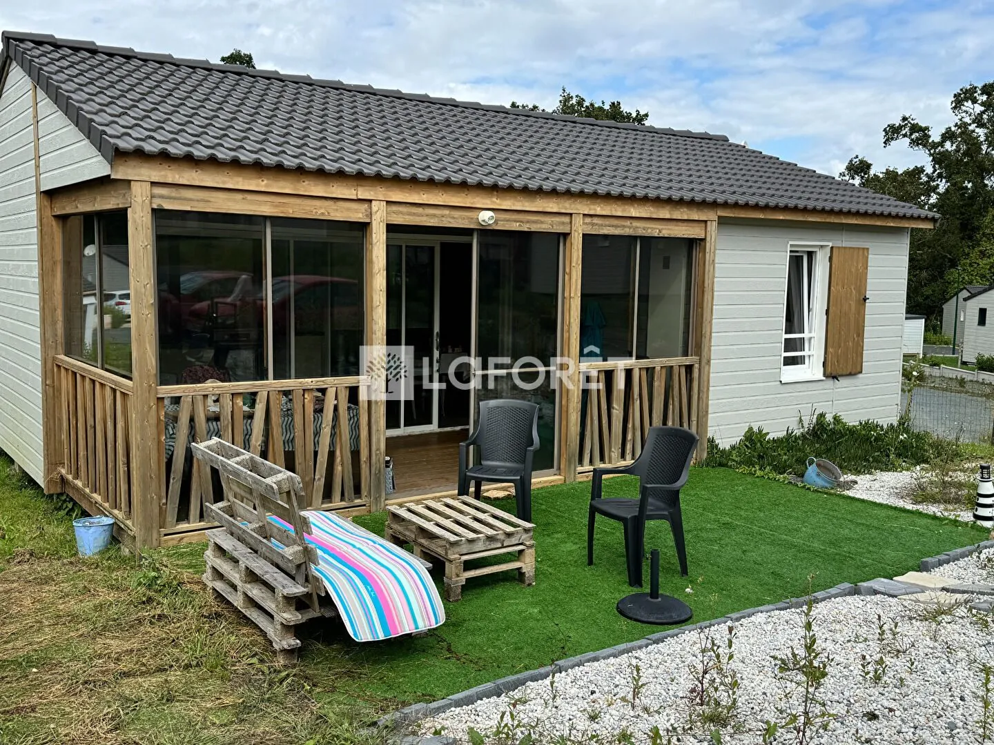 Charmant chalet meublé avec piscine à Pont l'Abbé, résidence de vacances 