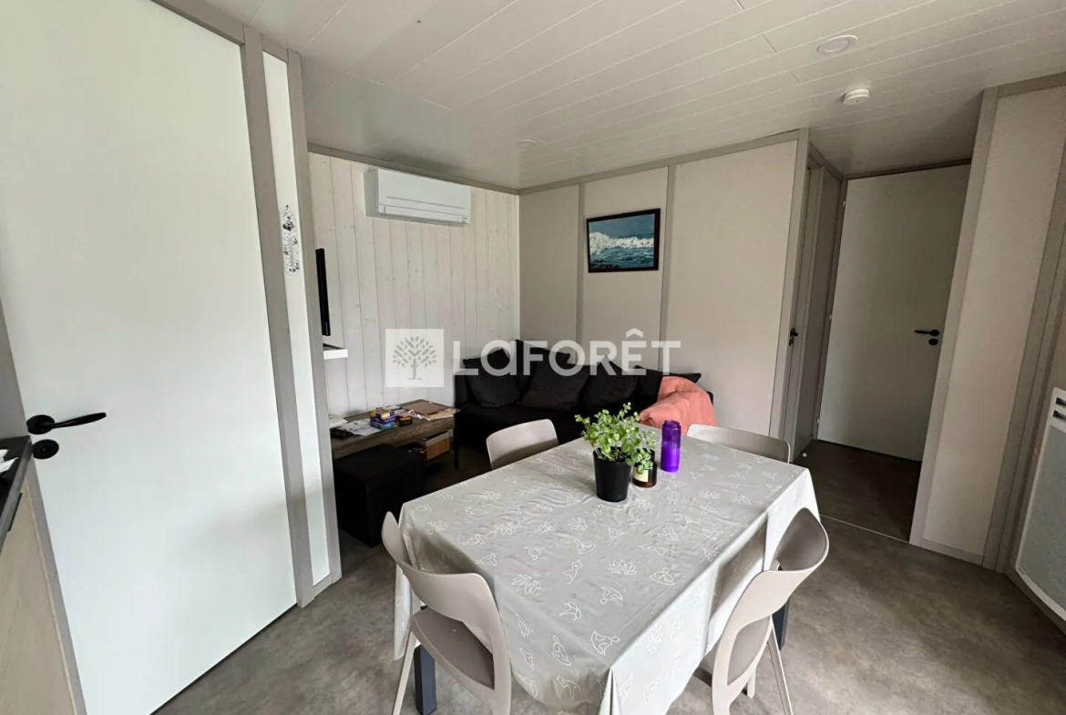 Charmant chalet meublé avec piscine à Pont l'Abbé, résidence de vacances 