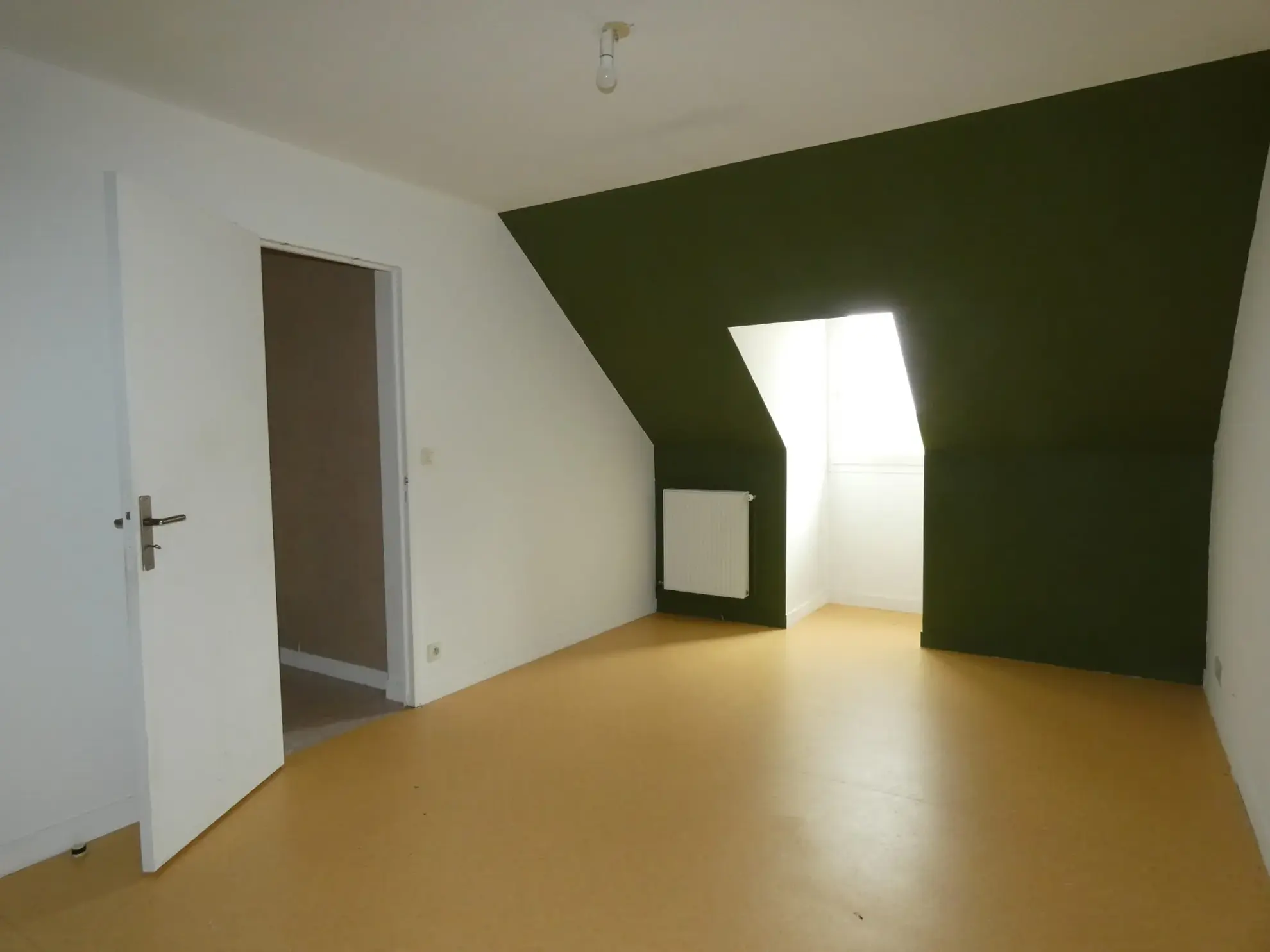Belle maison avec sous-sol et jardin à Jarnages, proche Guéret 