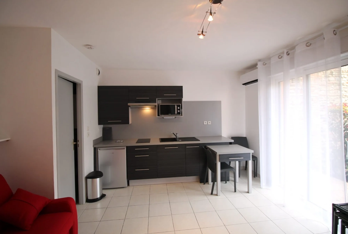 Appartement T1 meublé avec terrasse à Toulouse – Emplacement idéal en centre-ville 