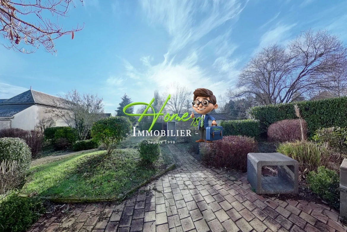 Maison 7 pièces avec terrasse et jardin à Savigny-en-Septaine - Exclu 