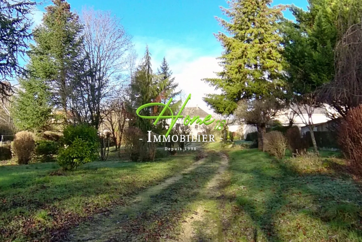 Maison 7 pièces avec terrasse et jardin à Savigny-en-Septaine - Exclu 
