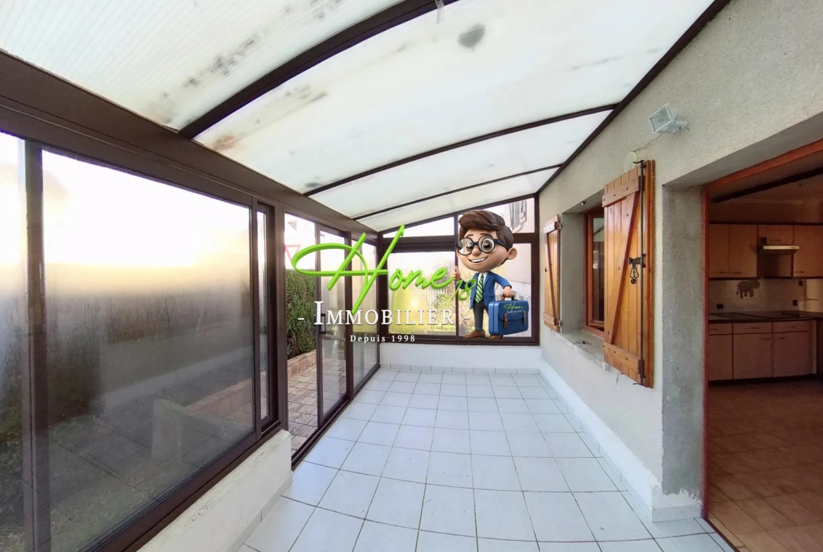 Maison 7 pièces avec terrasse et jardin à Savigny-en-Septaine - Exclu 