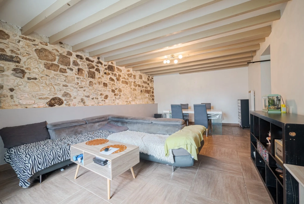 Maison en Pierre de 113m² à Chezy-en-Orxois - Authentique et Calme 