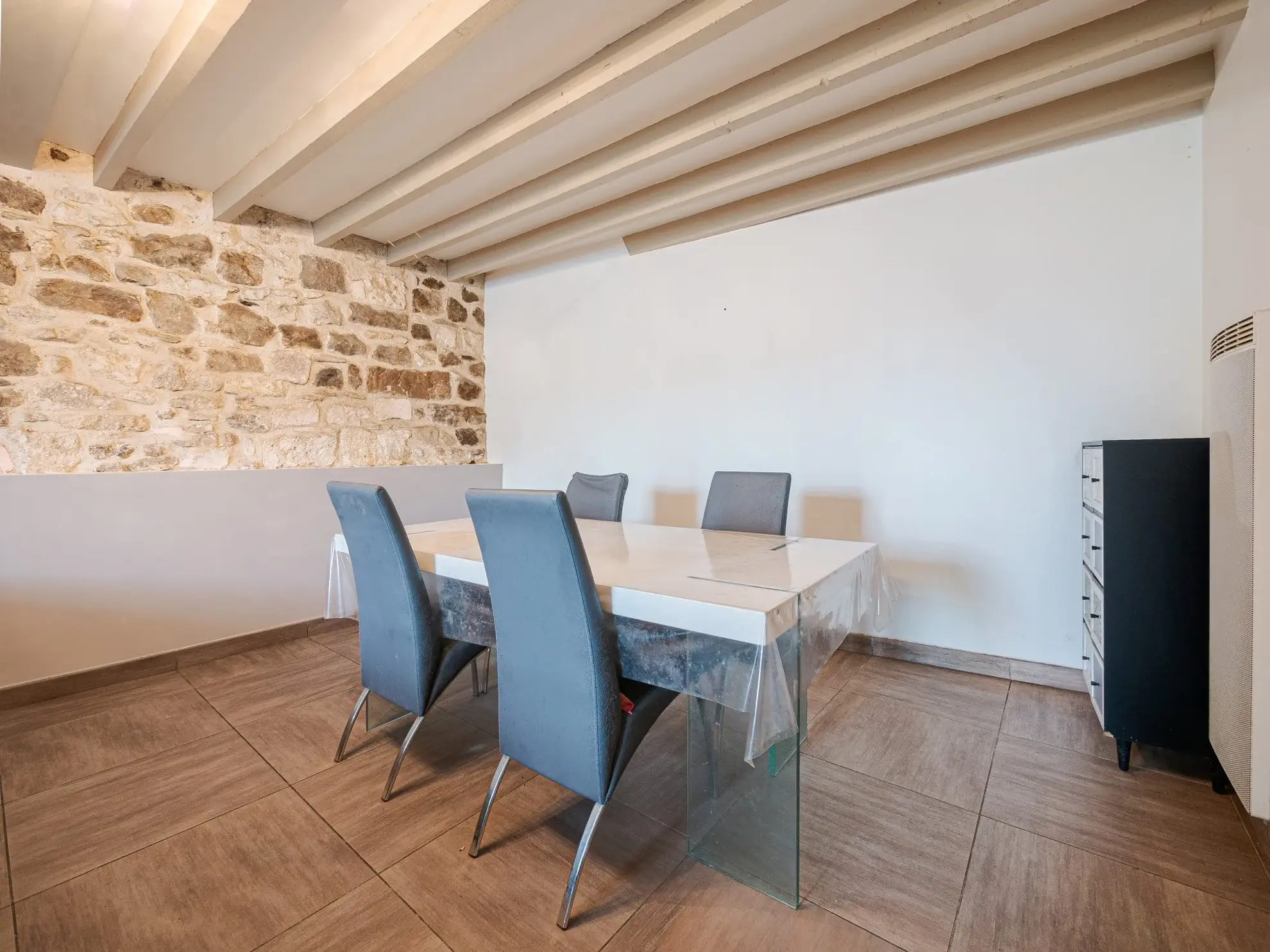 Maison en Pierre de 113m² à Chezy-en-Orxois - Authentique et Calme 