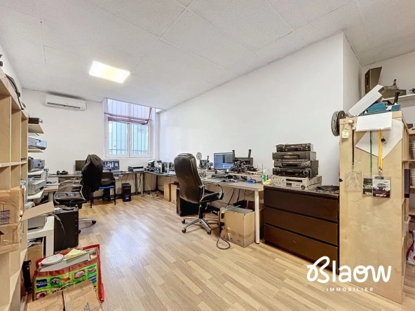 Local commercial à vendre à Saint-Fons – Emplacement stratégique et grande rentabilité