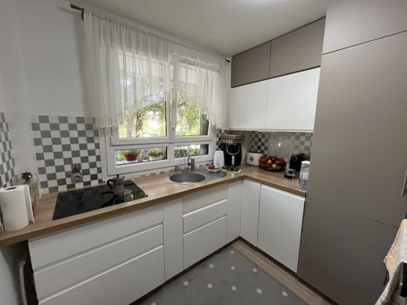 Appartement à vendre à Fontenay-le-Fleury, 59 m², 2 chambres, centre-ville