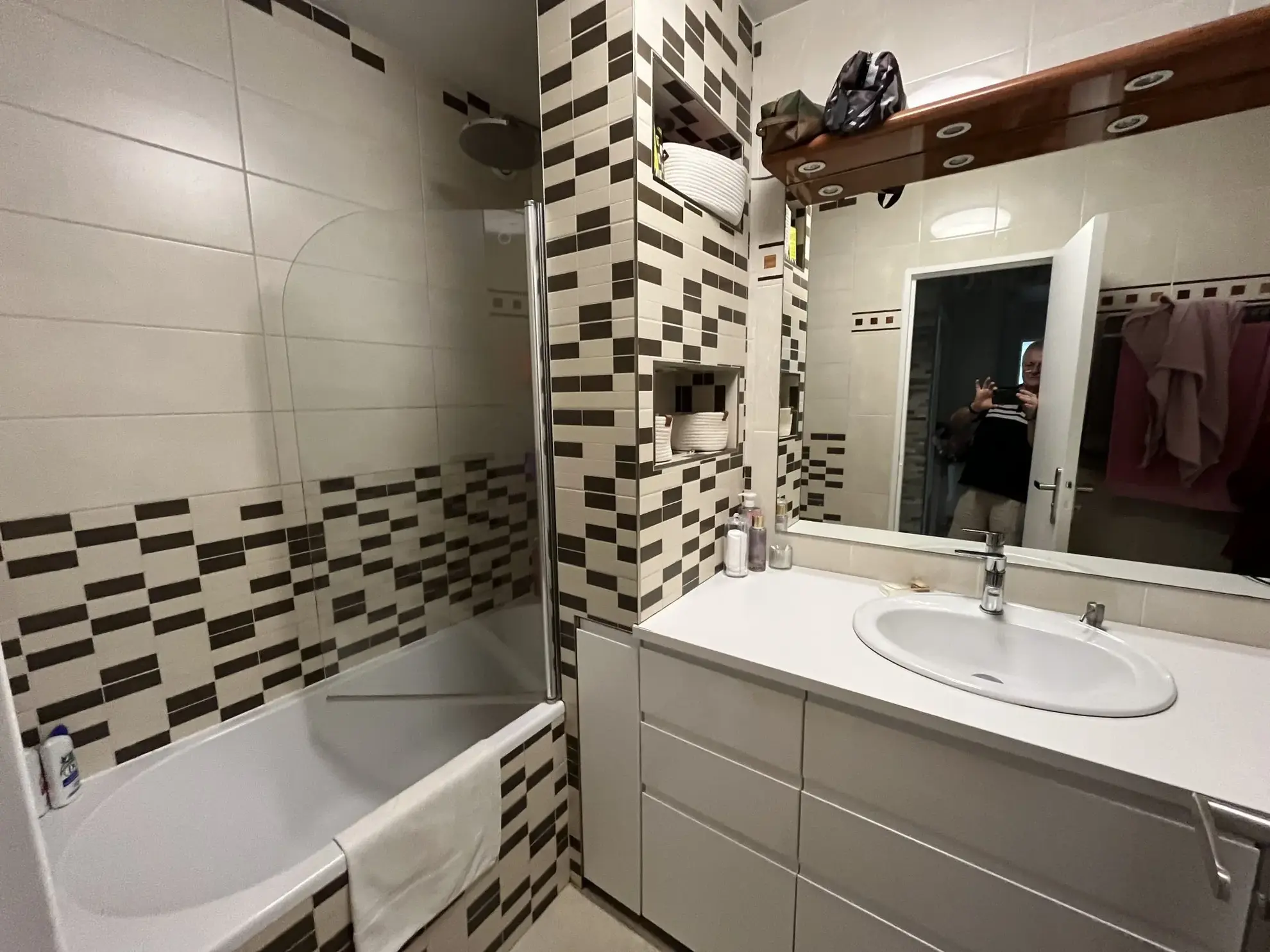 Appartement à vendre à Fontenay-le-Fleury, 59 m², 2 chambres, centre-ville 