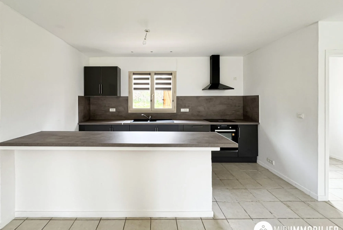 Maison de campagne rénovée à Monestiés – 103 m² avec grand terrain et garage 