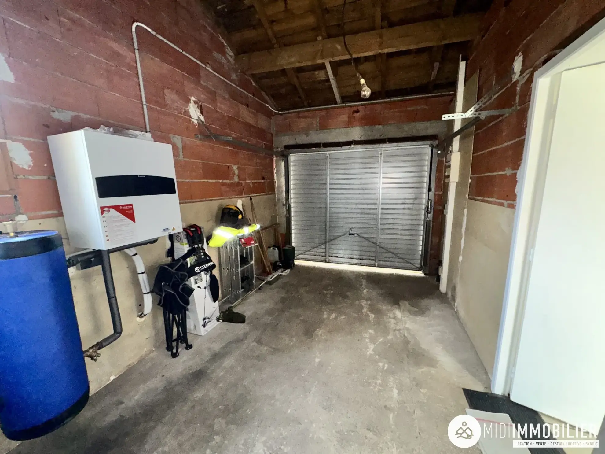 Maison de campagne rénovée à Monestiés – 103 m² avec grand terrain et garage 