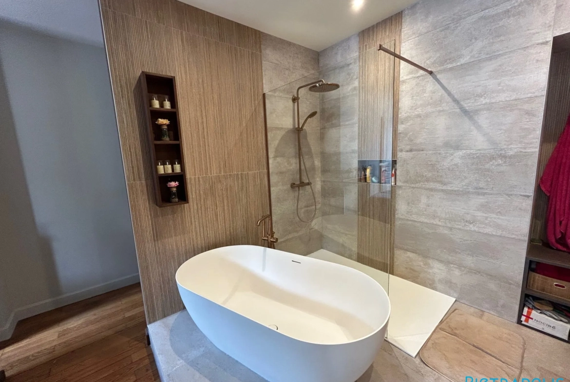 Appartement de 70 m² avec suites et cuisine équipée à Tarare 